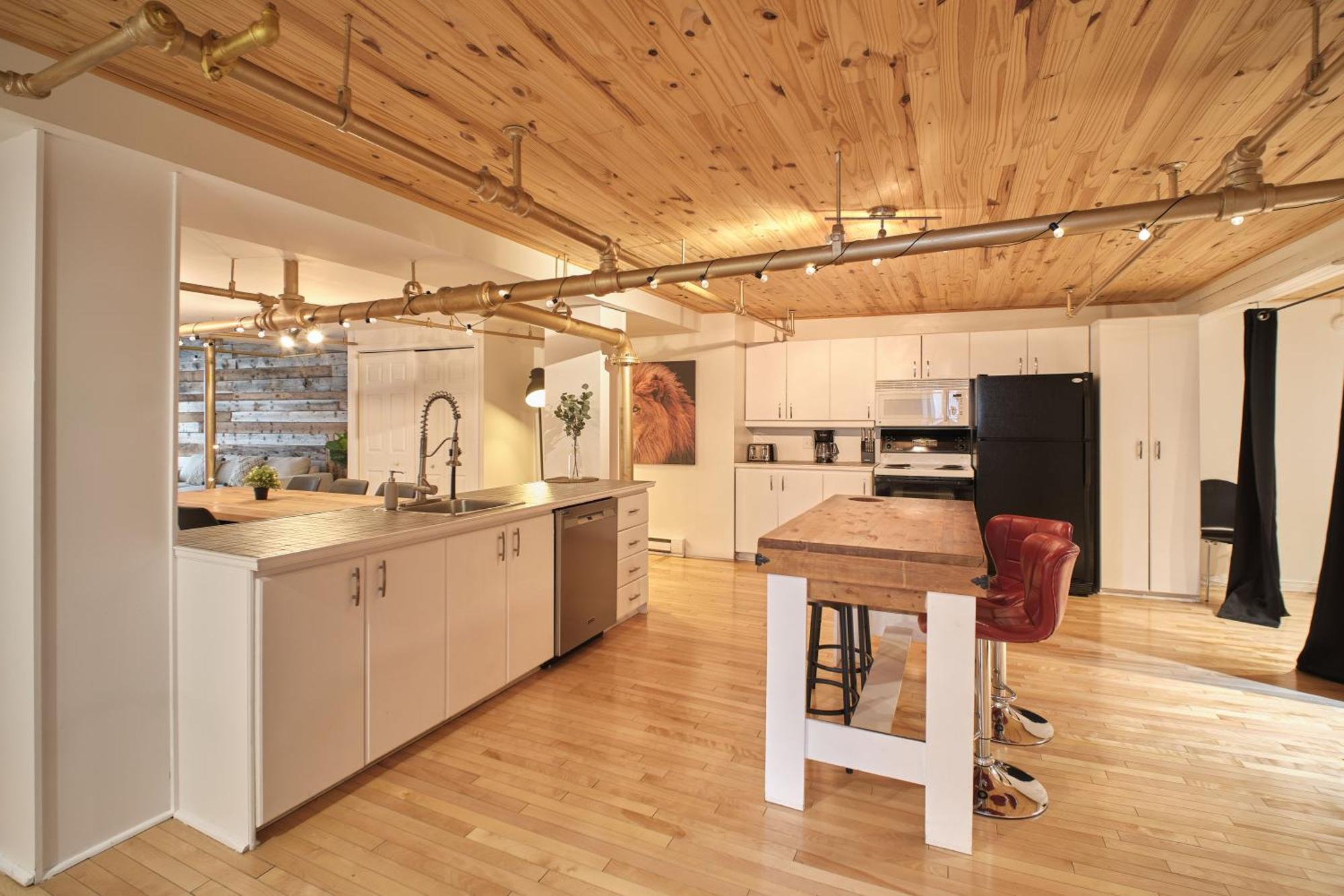 Lion'S Den // Spacious 1500 Sqft Québec Exteriör bild